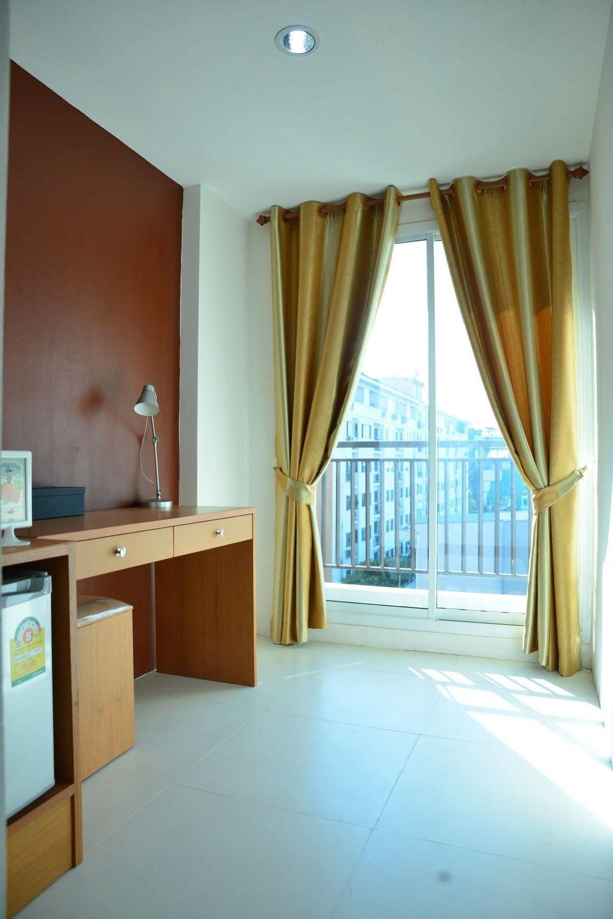 Nrv Place Apart Hotel Bangkok Exterior foto