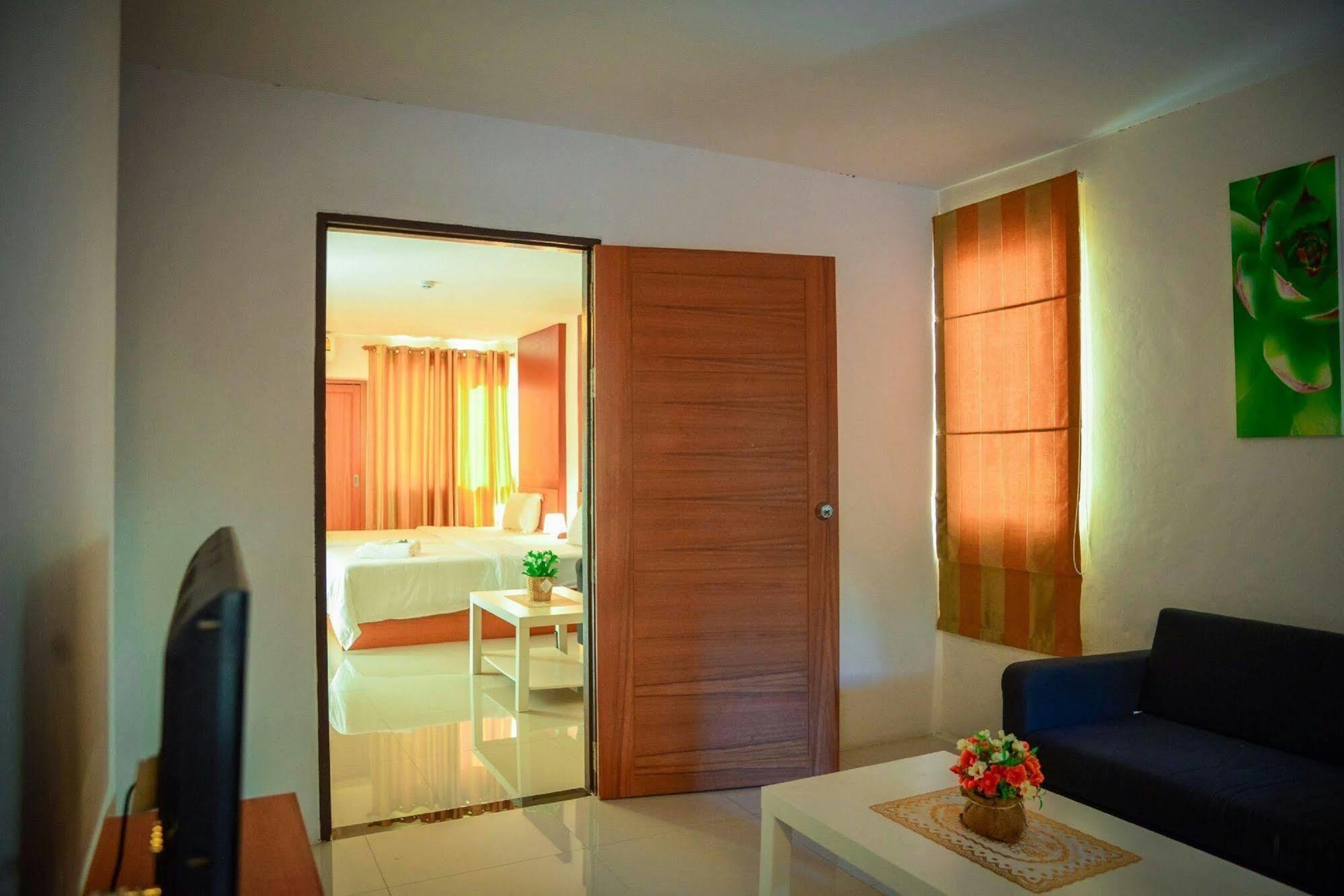 Nrv Place Apart Hotel Bangkok Exterior foto