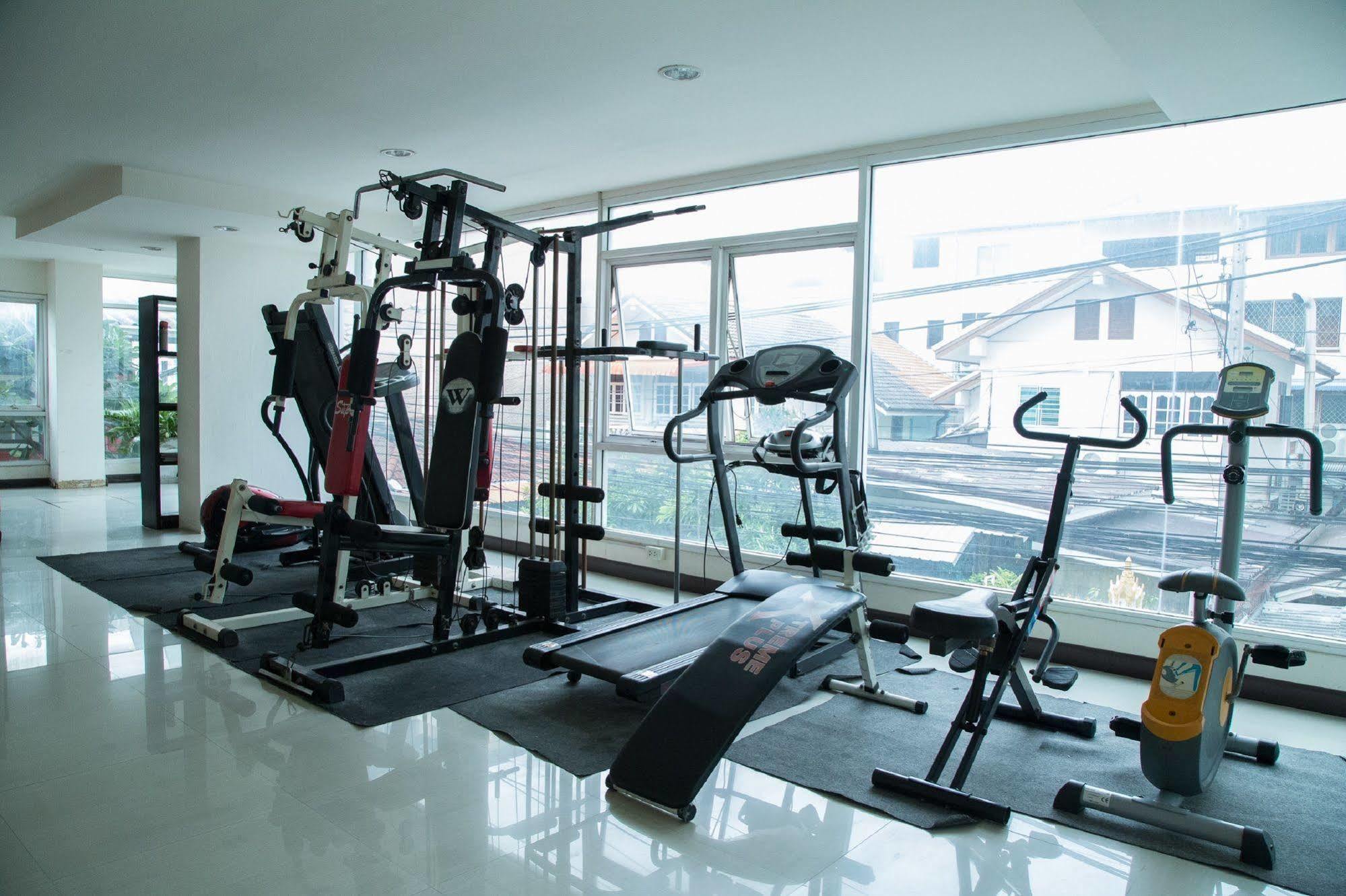Nrv Place Apart Hotel Bangkok Exterior foto